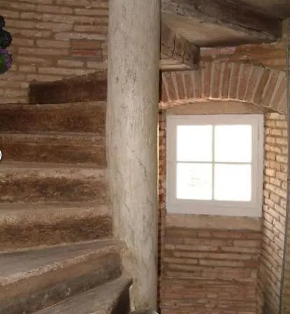 Bed & Breakfast Chateau De Thegra