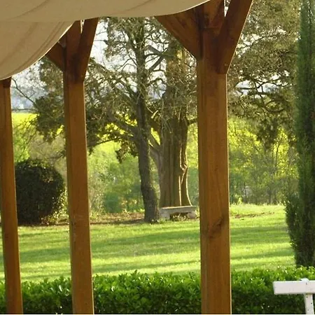 Bed & Breakfast Chateau De Thegra