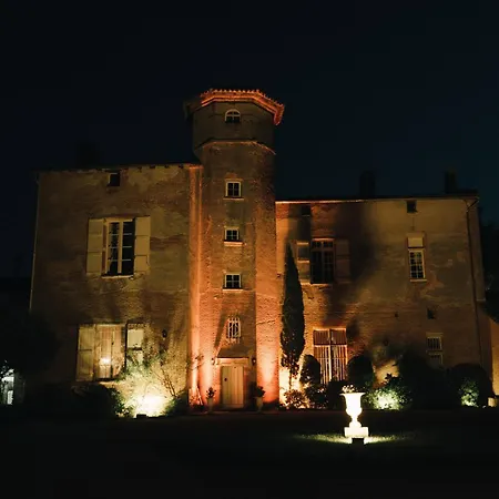 Chateau De Thegra Oda ve Kahvaltı