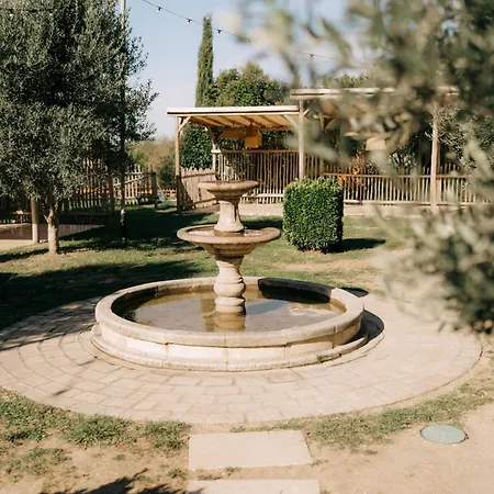 Oda ve Kahvaltı Chateau De Thegra