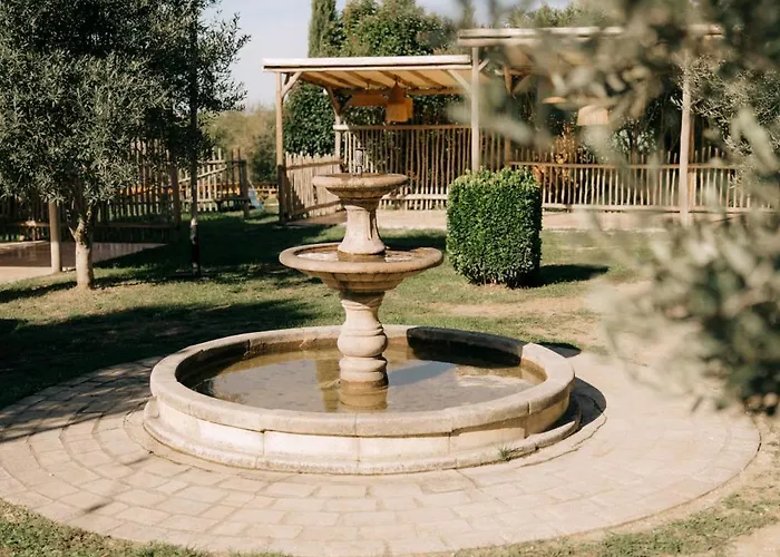 Bed & Breakfast Chateau De Thegra