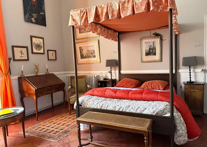 Chateau De Thegra 3*